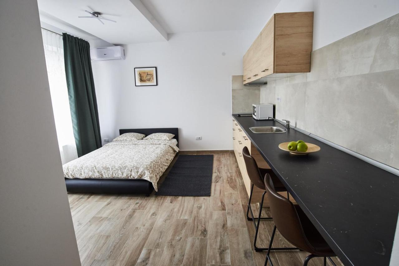 At Central Apartments Бухарест Экстерьер фото